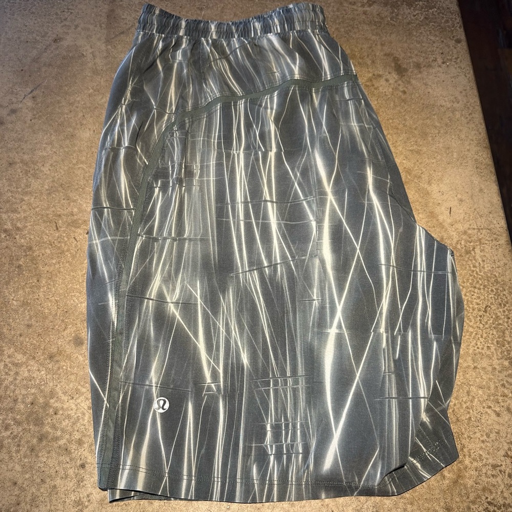 Lululemon Pace Breaker Lined 7” short